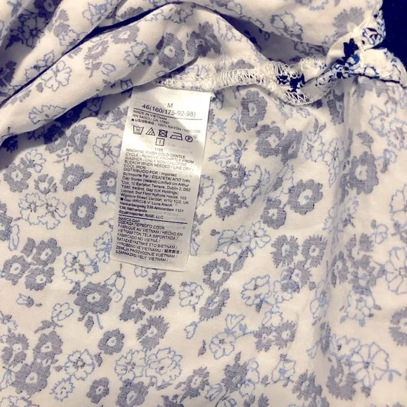 GAP Floral Print Women's Top - Purple and White - Picture 6 of 9